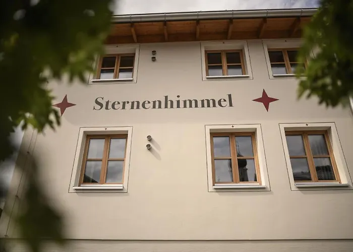 Haus Sternenhimmel اوبرامرغو